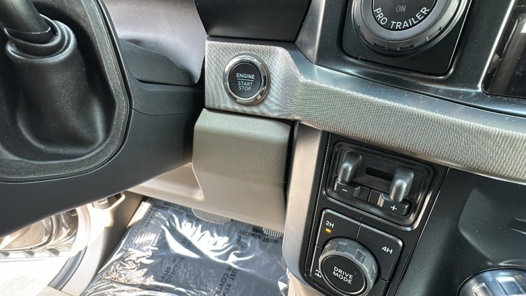 New 2026 Ford F350 Lariat image 17