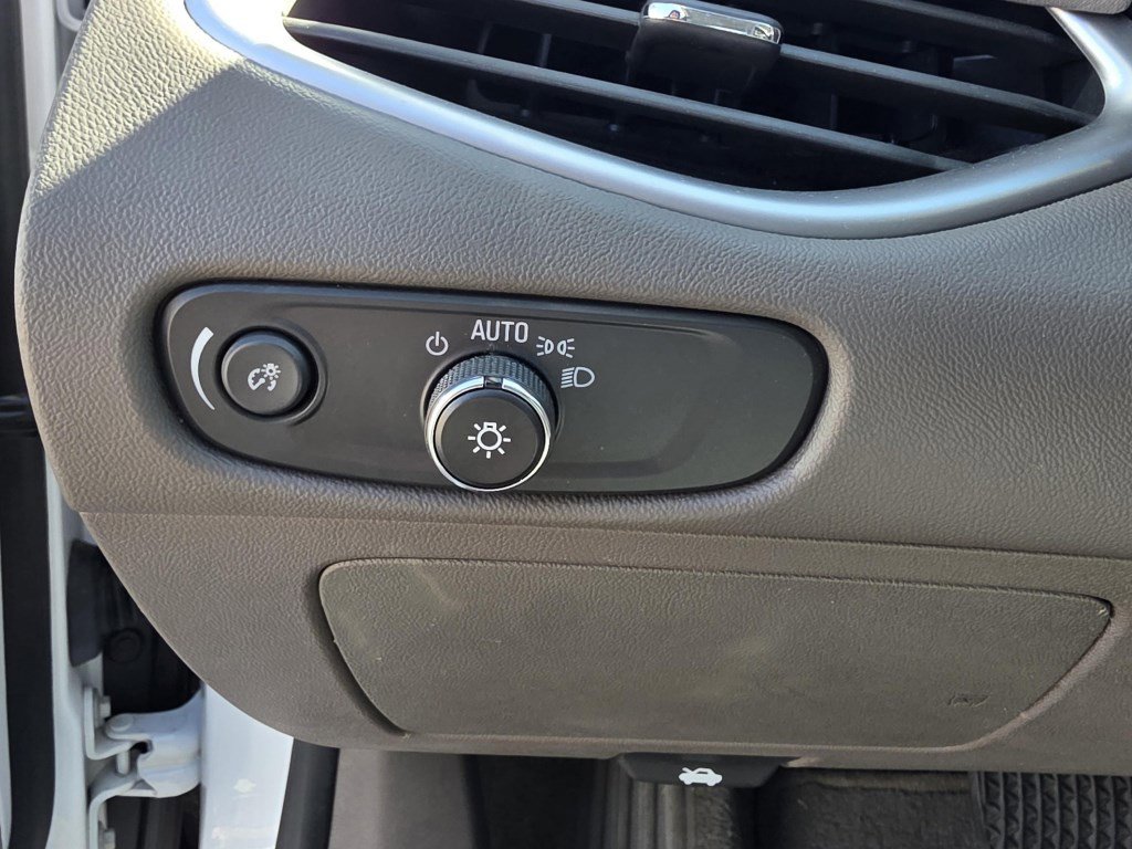 Used 2024 Chevrolet Malibu LT image 8
