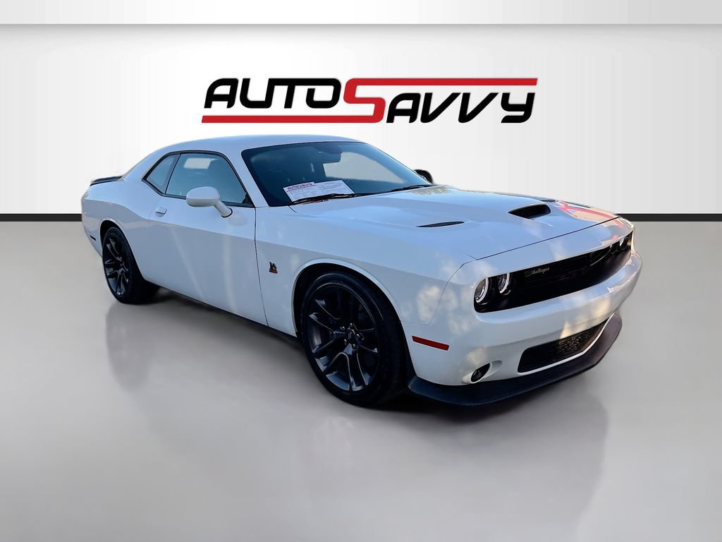 Used 2022 Dodge Challenger R/T Scat Pack RWD image 1
