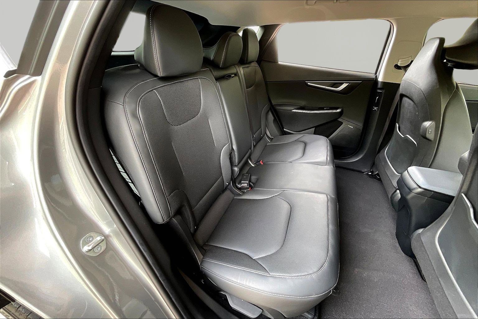 Used 2024 Kia EV6 Wind w/ Wind Technology Package AWD/4WD image 25