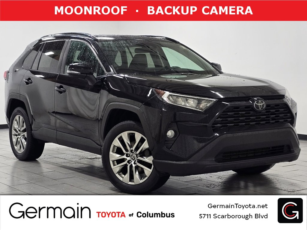 Used 2021 Toyota RAV4 XLE Premium image 1