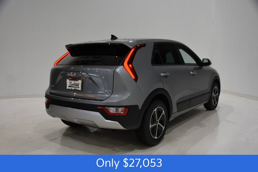 New 2026 Kia Niro LX image 4