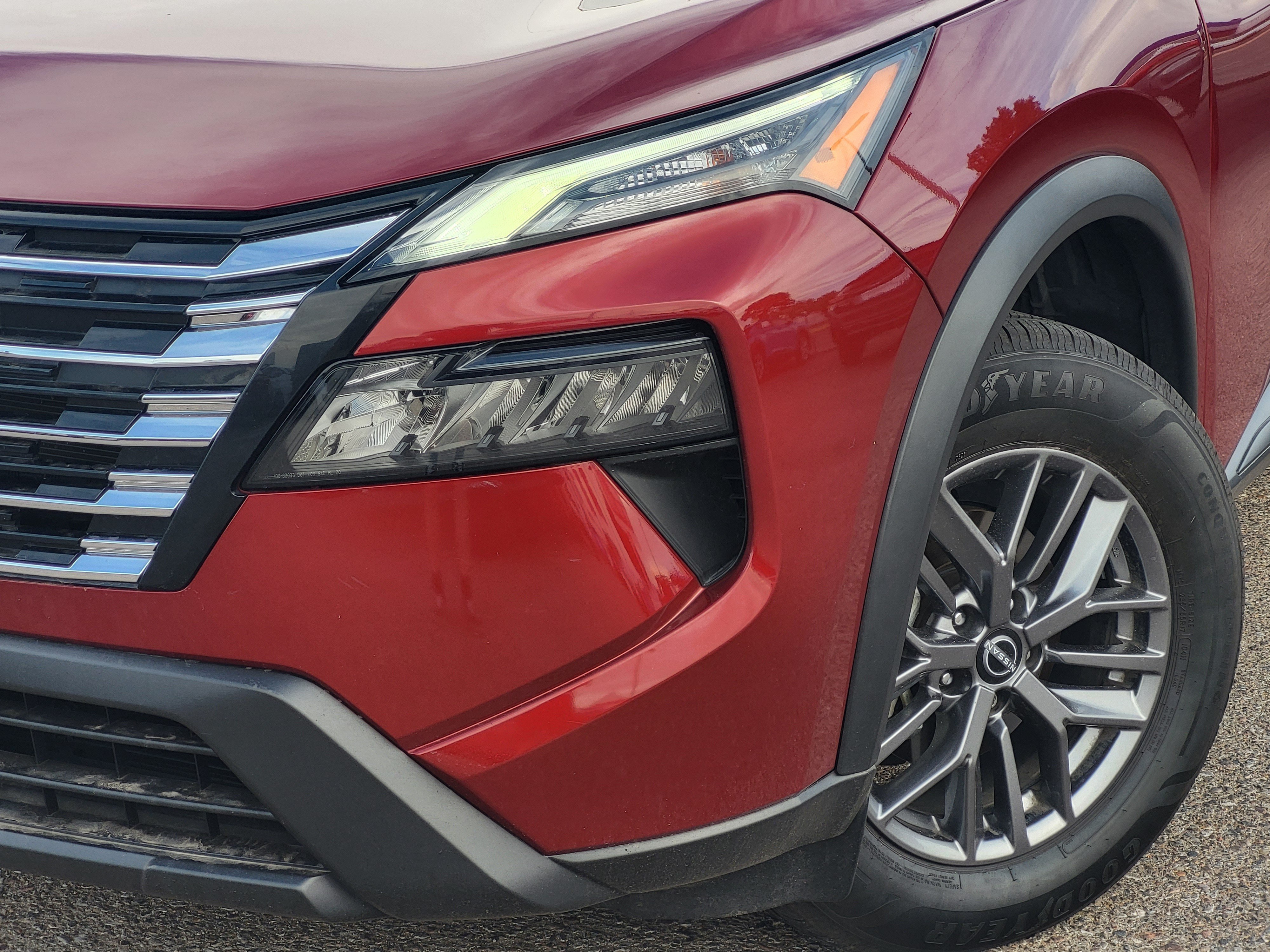 Certified 2024 Nissan Rogue S AWD/4WD image 8