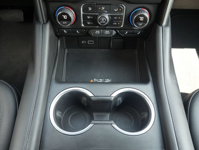 Used 2023 Chevrolet Suburban Z71 w/ Luxury Package AWD/4WD image 21