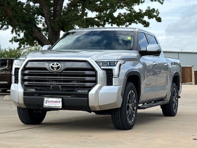 Used 2024 Toyota Tundra Limited AWD/4WD image 3