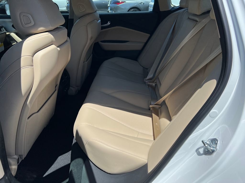 Certified 2025 Acura TLX w/ Technology Package image 21