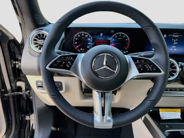 New 2026 Mercedes-Benz GLB 250 4MATIC image 10