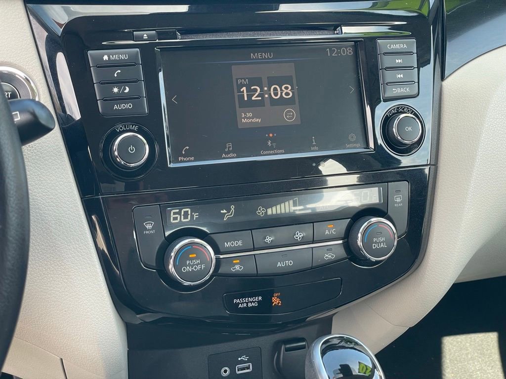 Certified 2020 Nissan Rogue Sport SV w/ All-Weather Package AWD/4WD image 21