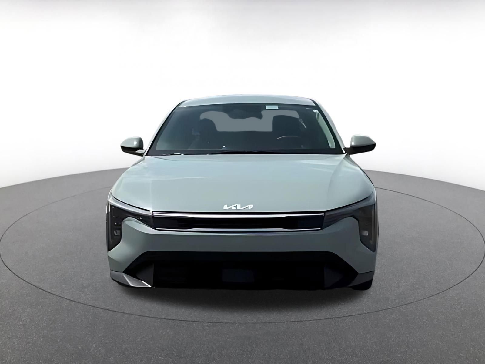 Used 2025 Kia K4 FWD image 4