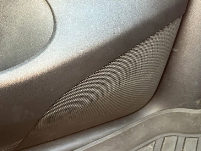 Used 2021 Tesla Model Y Long Range AWD/4WD image 19