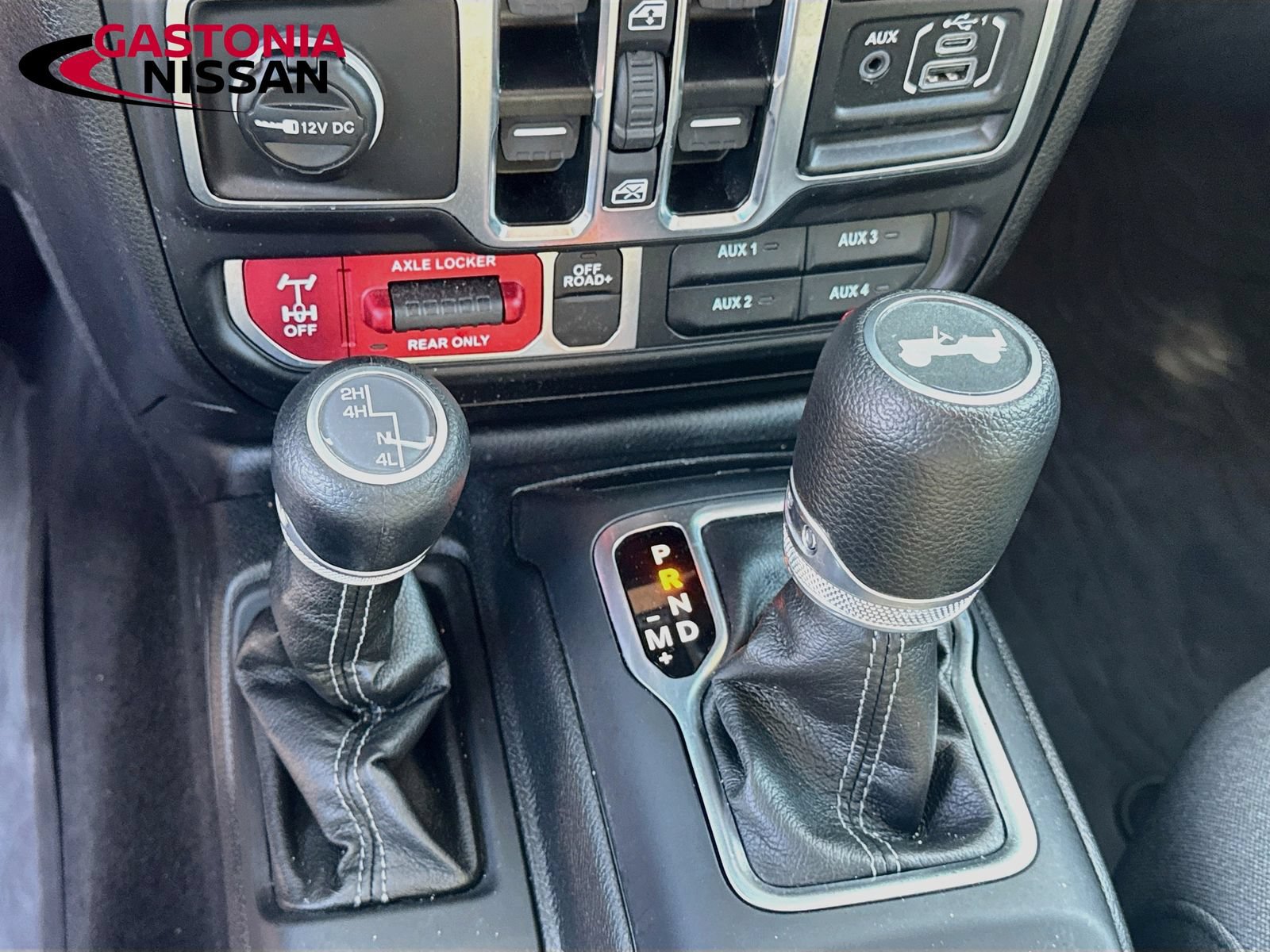 Used 2025 Jeep Wrangler Unlimited Sport AWD/4WD image 21