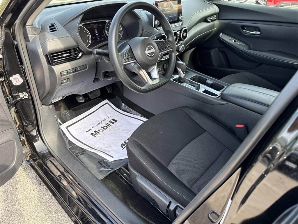 Used 2024 Nissan Sentra SV image 9