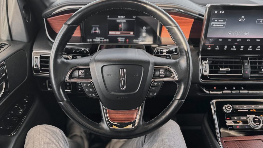 Used 2024 Lincoln Navigator L 4WD image 26