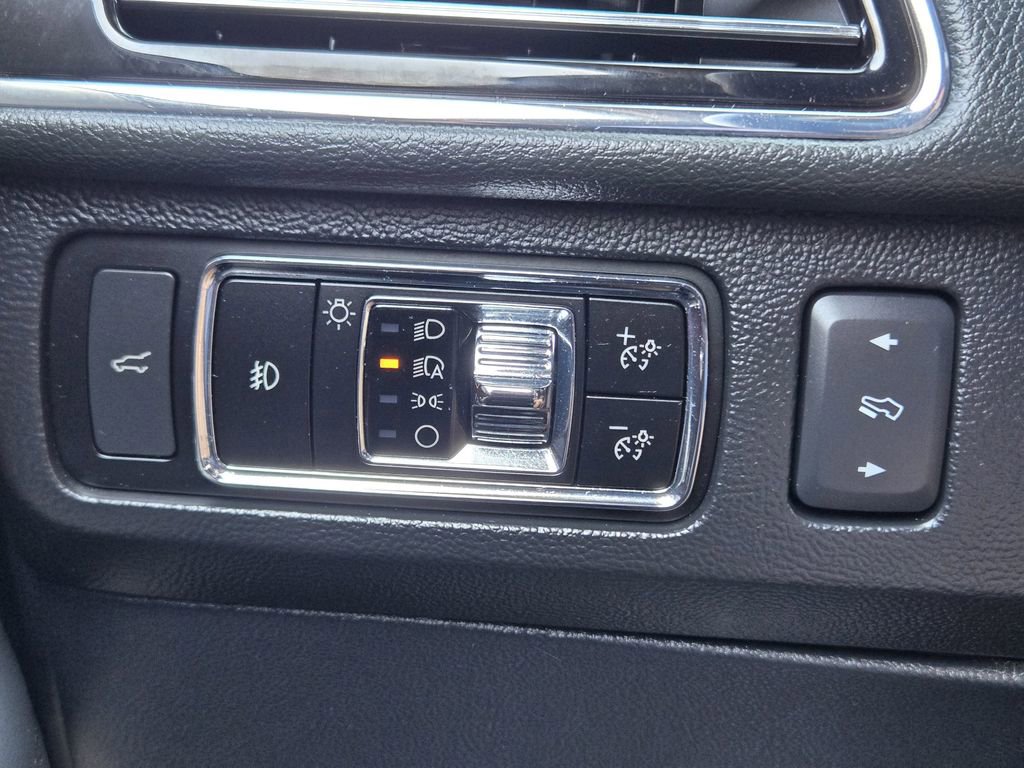 Used 2023 Lincoln Navigator Reserve image 27