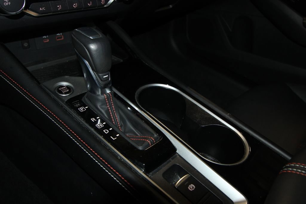 Used 2023 Nissan Altima 2.5 SR w/ SR Premium Package image 16