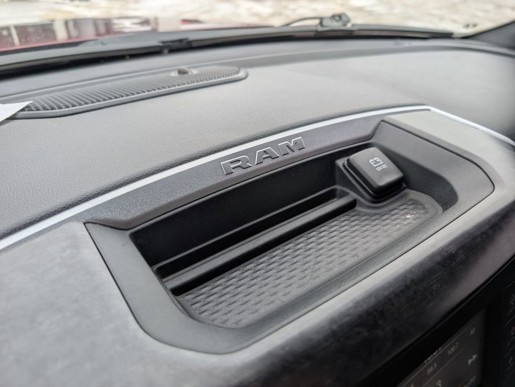 Used 2022 RAM 1500 Big Horn image 31