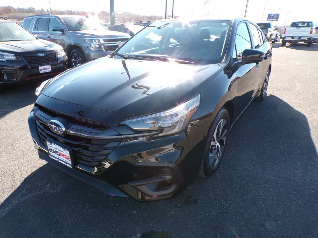 Used 2025 Subaru Legacy Premium image 1