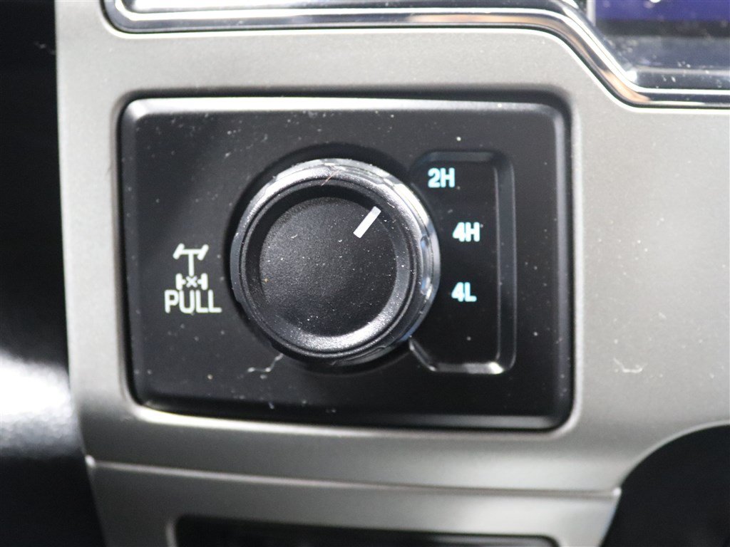 Used 2022 Ford F350 Lariat w/ Lariat Ultimate Package AWD/4WD image 36