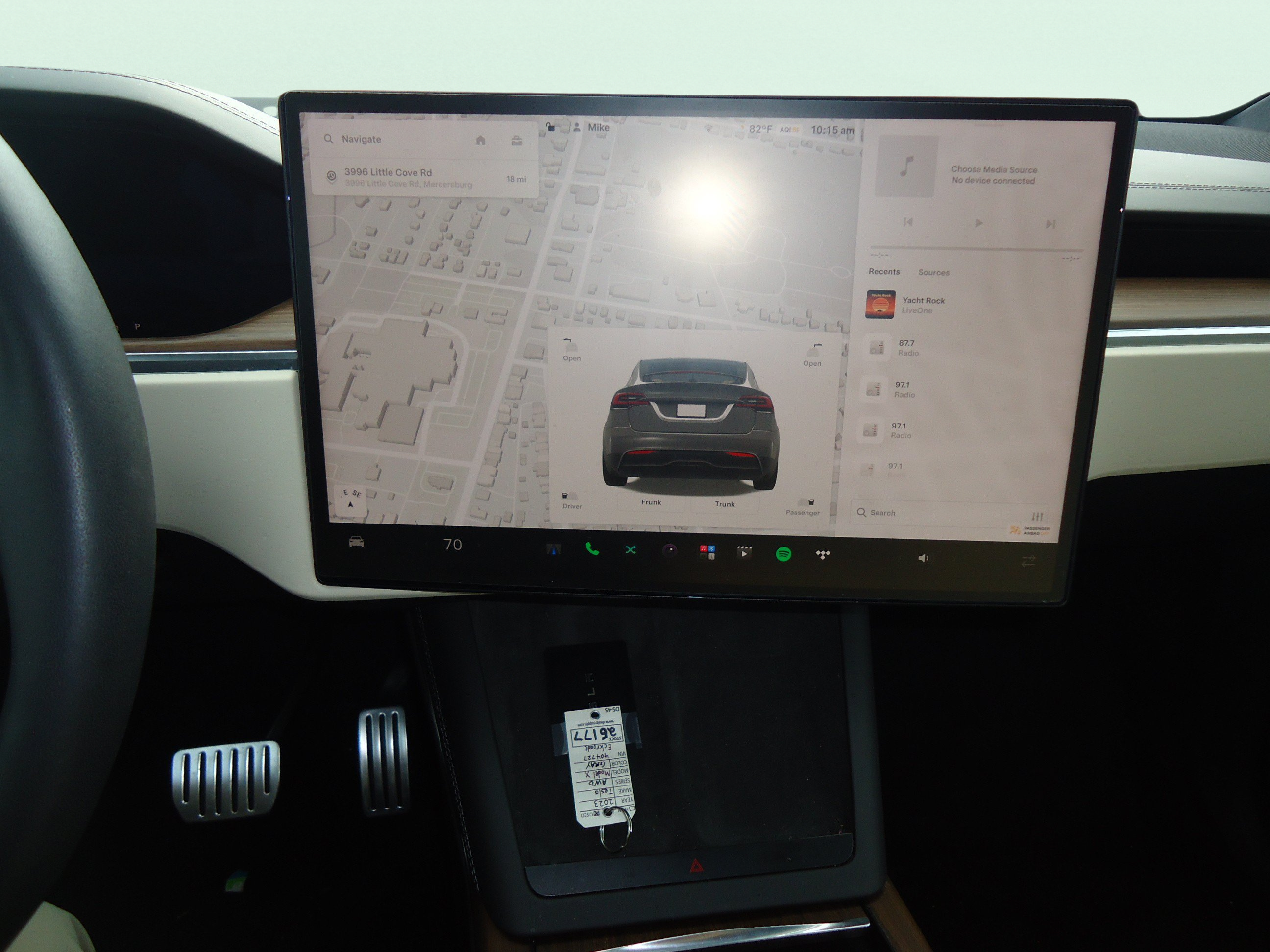 Used 2023 Tesla Model X AWD/4WD image 14