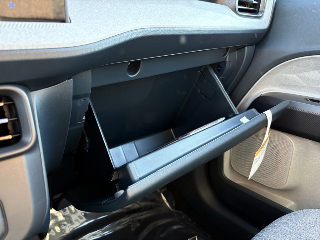 New 2025 Ford Maverick XLT image 44