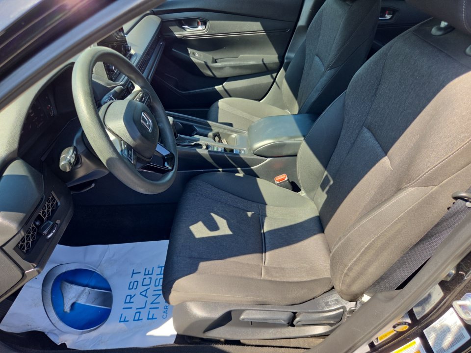 Used 2023 Honda Accord LX image 11