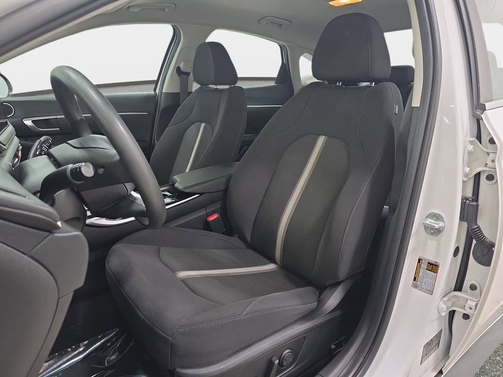Used 2023 Hyundai Sonata SEL image 14