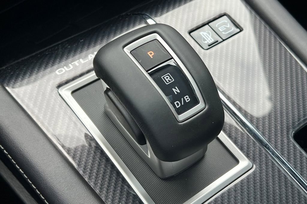 New 2025 Mitsubishi Outlander SEL Black Edition image 23