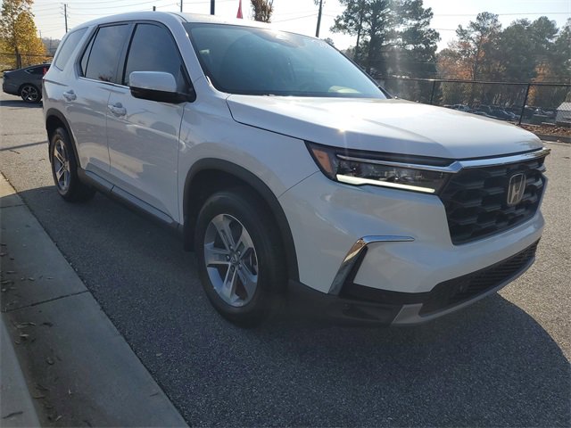 Used 2025 Honda Pilot EX-L image 3