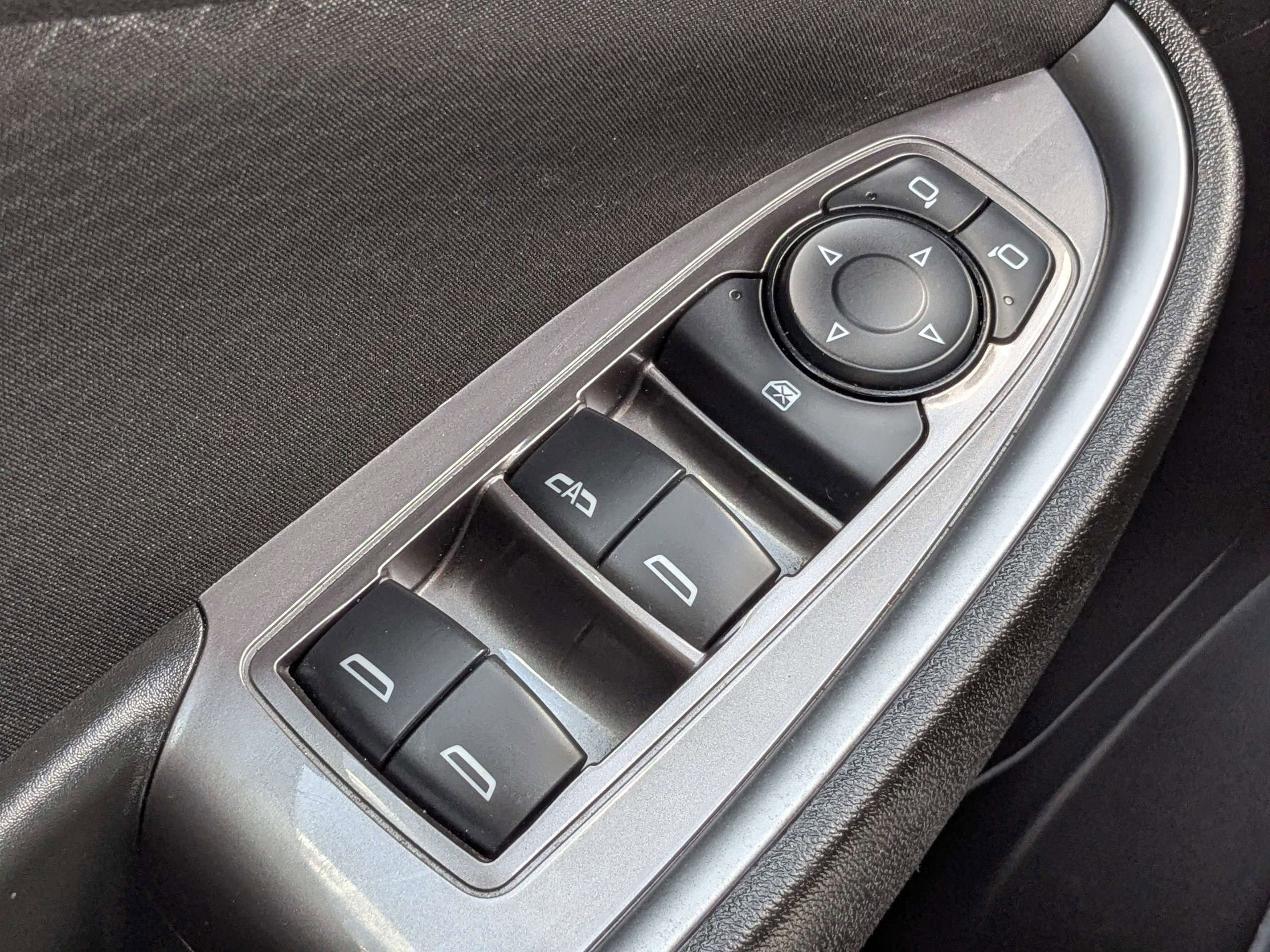 Used 2024 Chevrolet Malibu LT FWD image 23