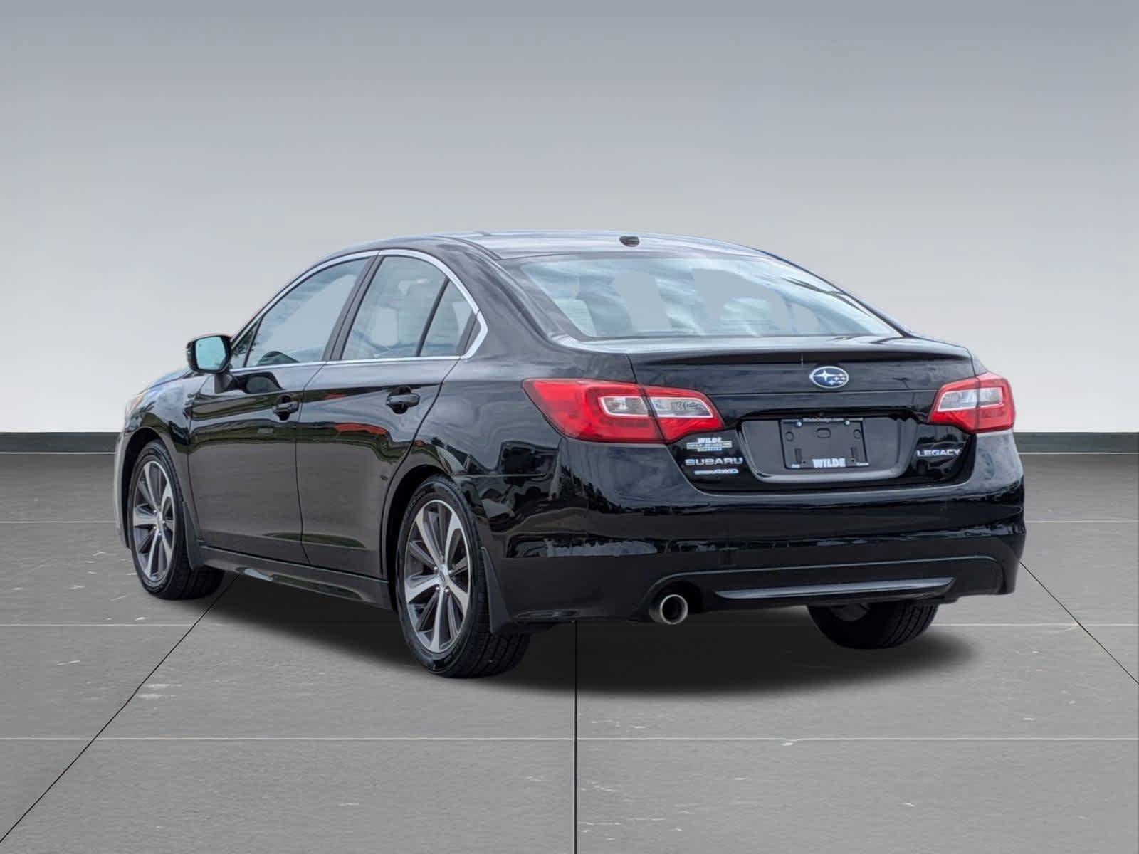 Used 2015 Subaru Legacy 2.5i Limited AWD/4WD image 3