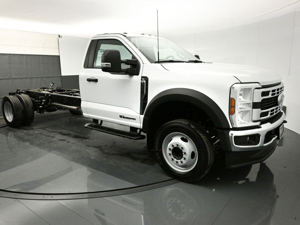 New 2025 Ford F550 2WD Regular Cab Super Duty image 21
