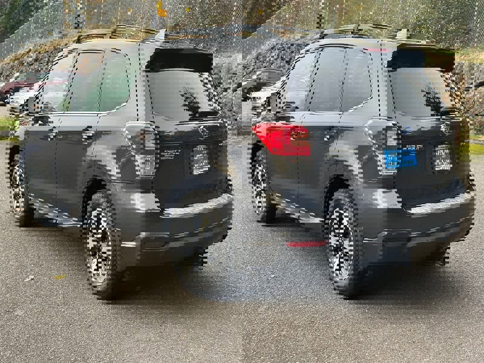 Used 2018 Subaru Forester 2.5i Limited image 3