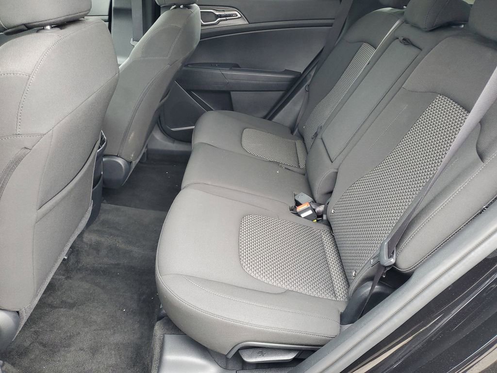 Used 2024 Kia Sportage LX image 21