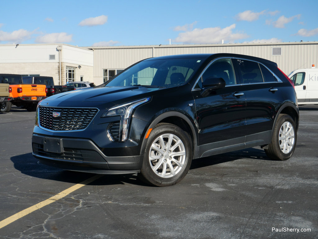 Used 2023 Cadillac XT4 Luxury w/ Driver Awareness Package AWD/4WD image 7