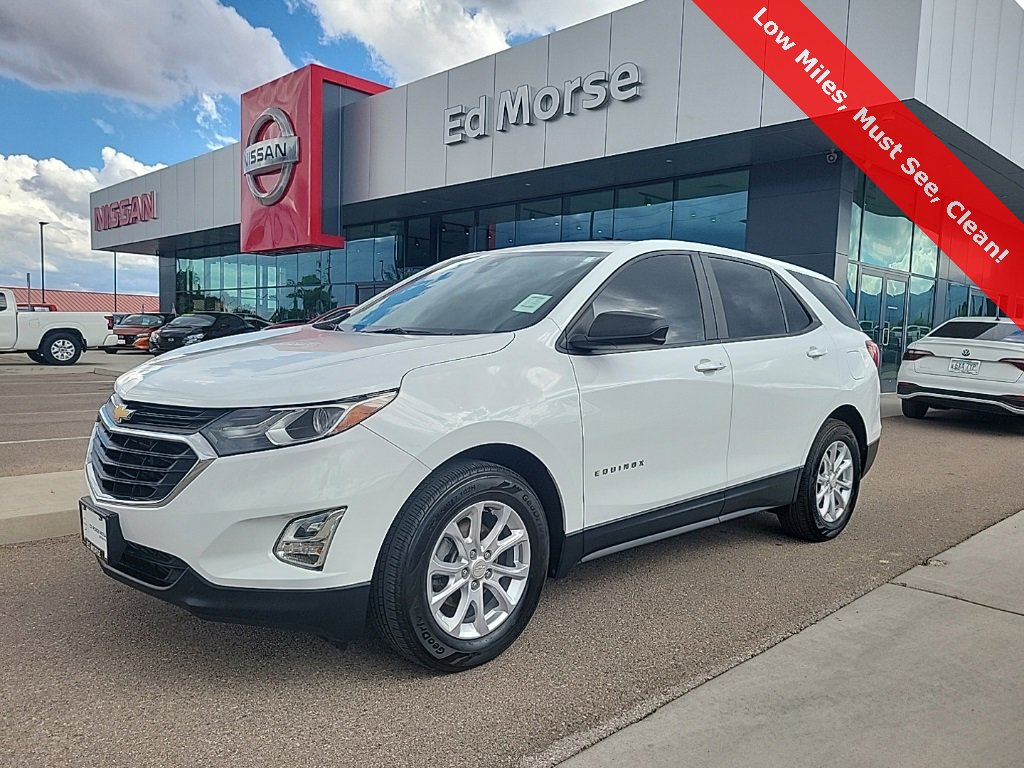 Used 2020 Chevrolet Equinox LS w/ LS Convenience Package image 1