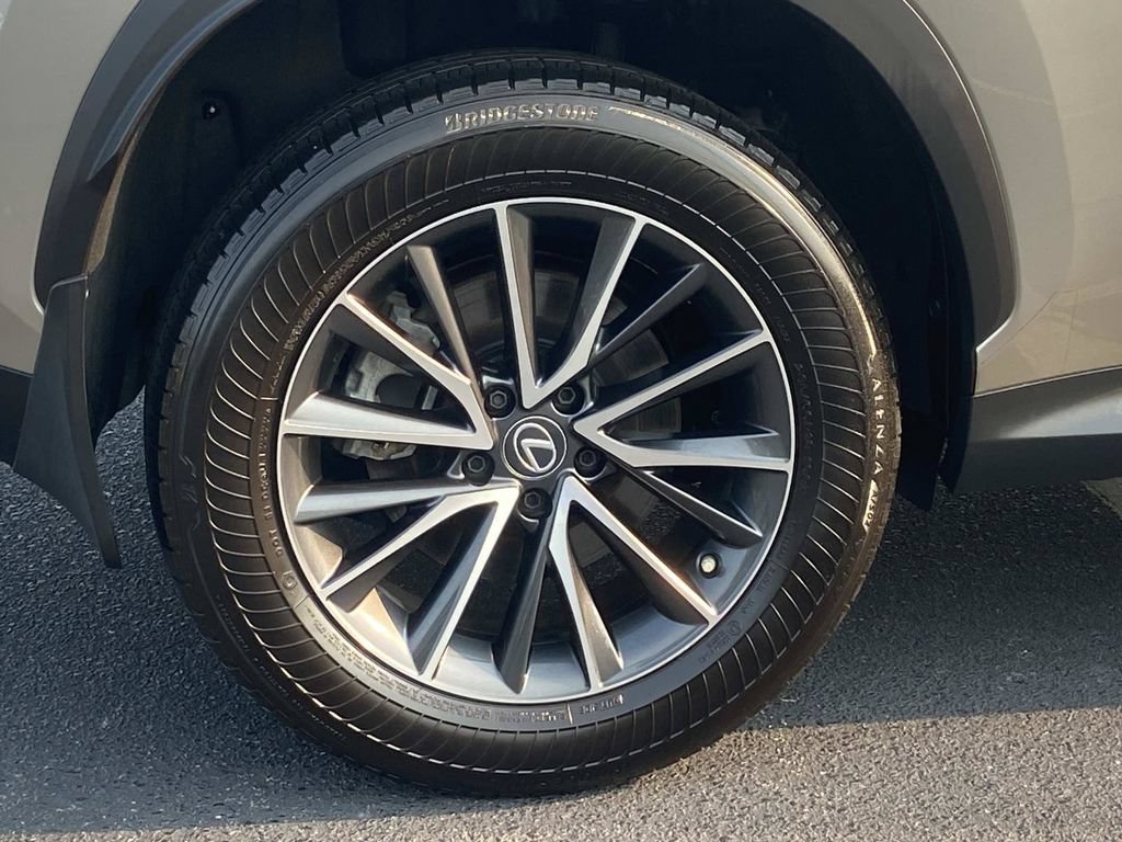 Used 2023 Lexus NX 350 AWD image 9