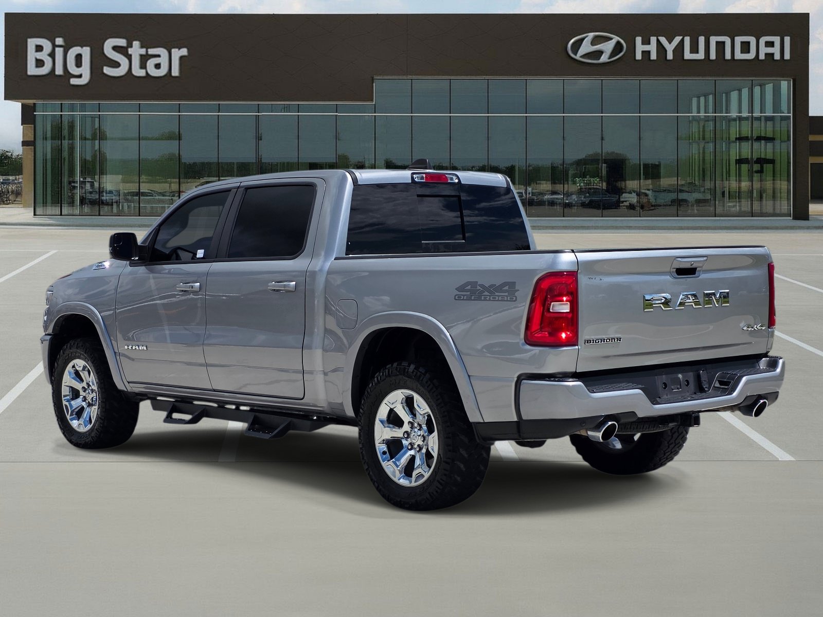 Used 2025 RAM 1500 Big Horn AWD/4WD image 3