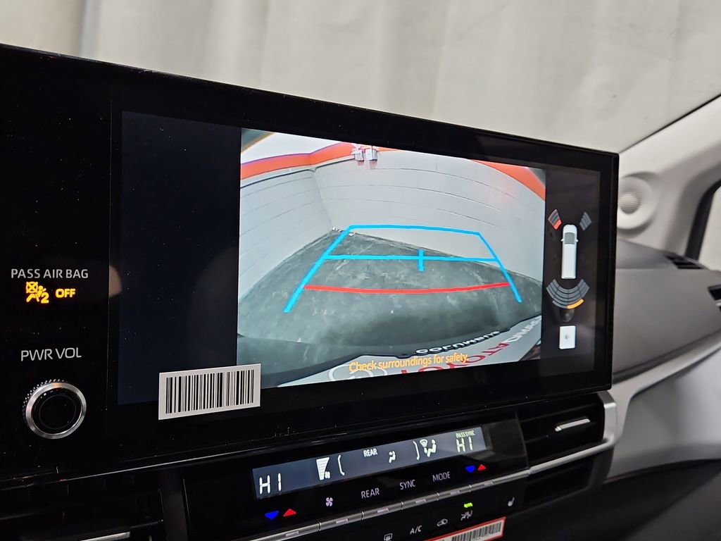 New 2026 Toyota Sienna XLE image 19