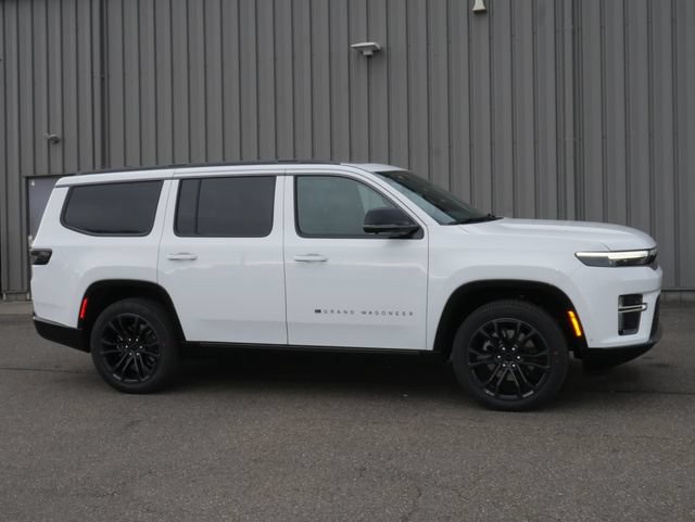New 2026 Jeep Grand Wagoneer Summit AWD/4WD image 11