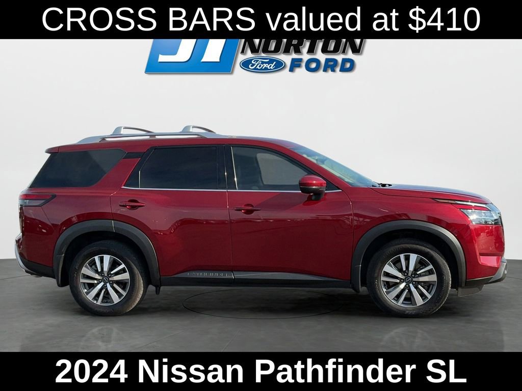 Used 2024 Nissan Pathfinder SL image 2