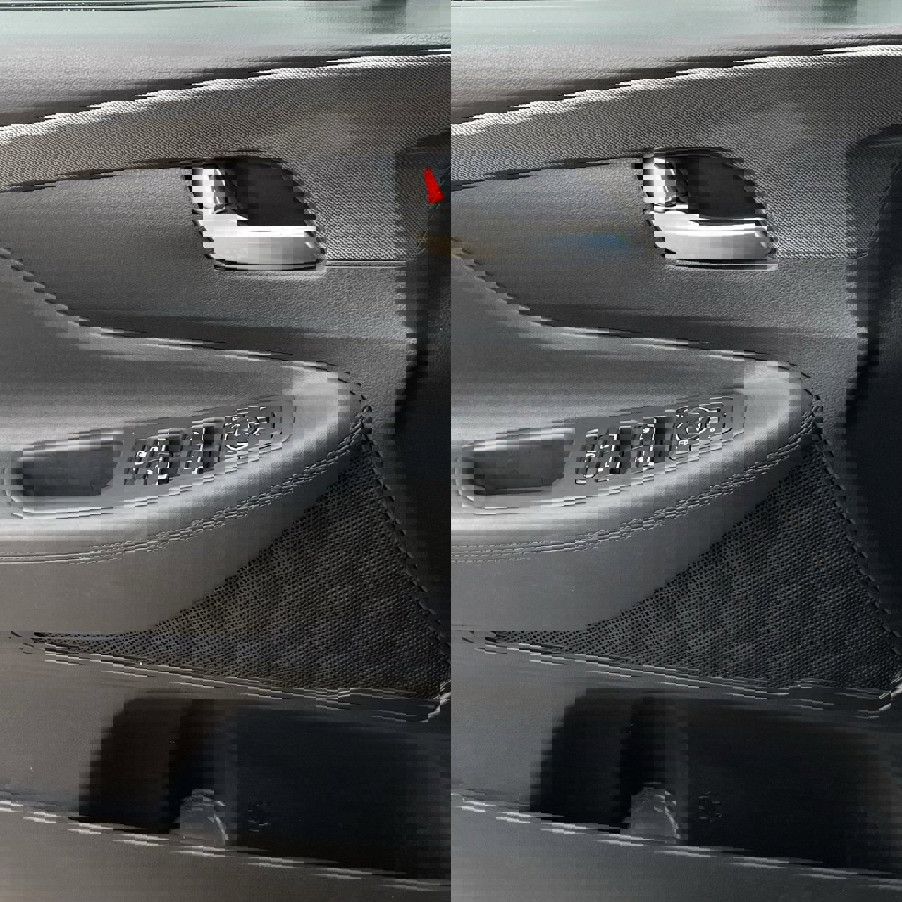 Used 2023 Hyundai Santa Fe SEL image 18