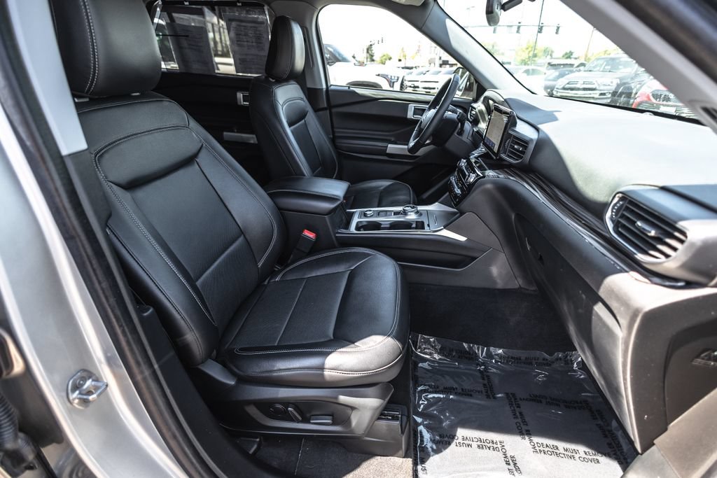 Used 2022 Ford Explorer Limited AWD/4WD image 26