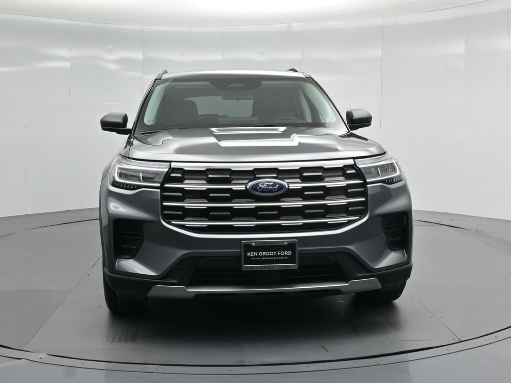 Certified 2025 Ford Explorer Active image 22
