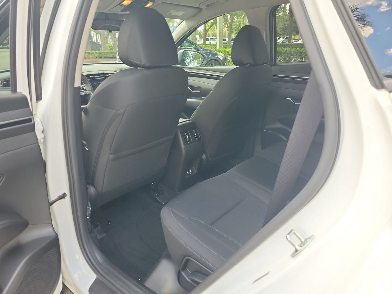 Used 2023 Hyundai Tucson SEL FWD image 9