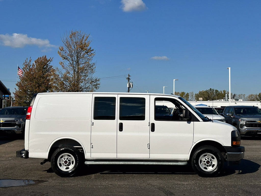 Used 2025 GMC Savana 2500 w/ Driver Convenience Package RWD image 14
