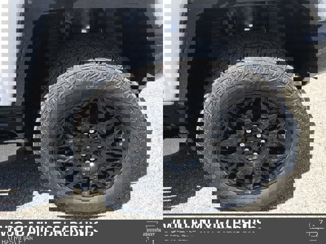 New 2025 GMC Hummer EV 3X w/ LPO, Dark Essentials Package image 30