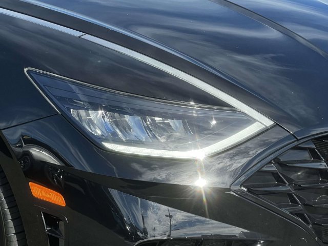Used 2023 Hyundai Sonata SEL Plus w/ Cargo Package FWD image 9