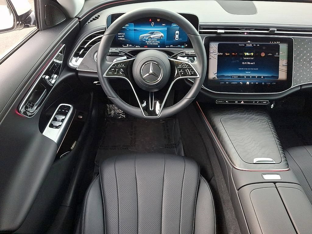 Used 2024 Mercedes-Benz E 350 4MATIC Sedan image 11