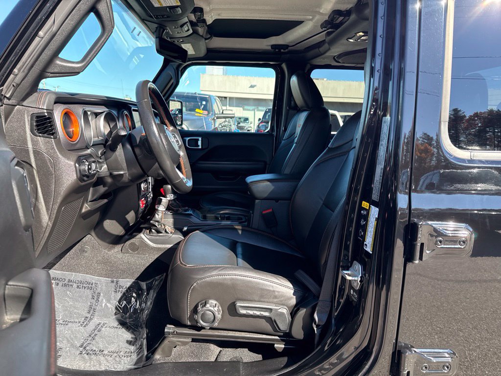 Certified 2023 Jeep Gladiator Mojave w/ LED Lighting Group AWD/4WD image 16