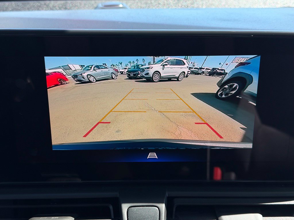 Used 2024 Chevrolet TrailBlazer LS FWD image 29